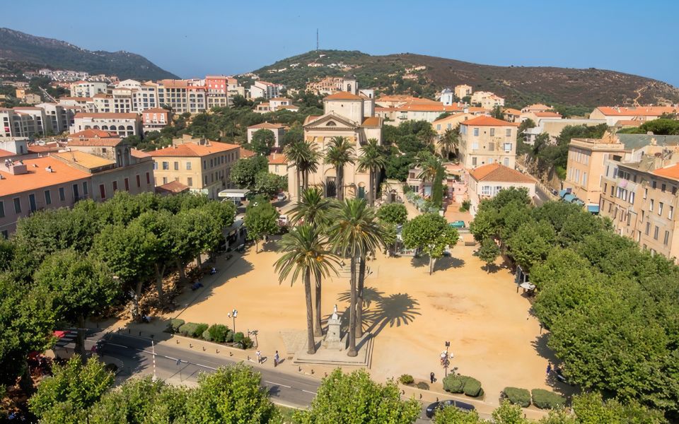 Place Paoli Ile Rousse